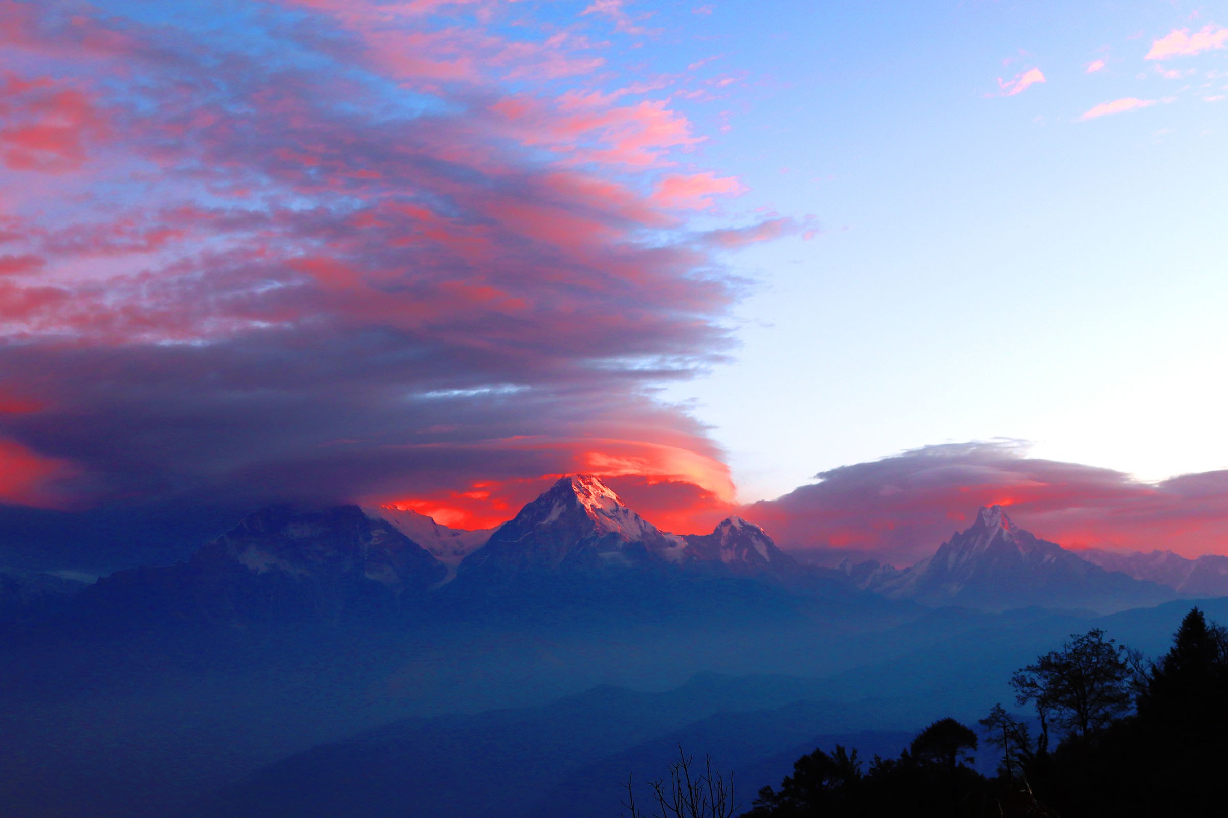 The mountain seen in the twilight